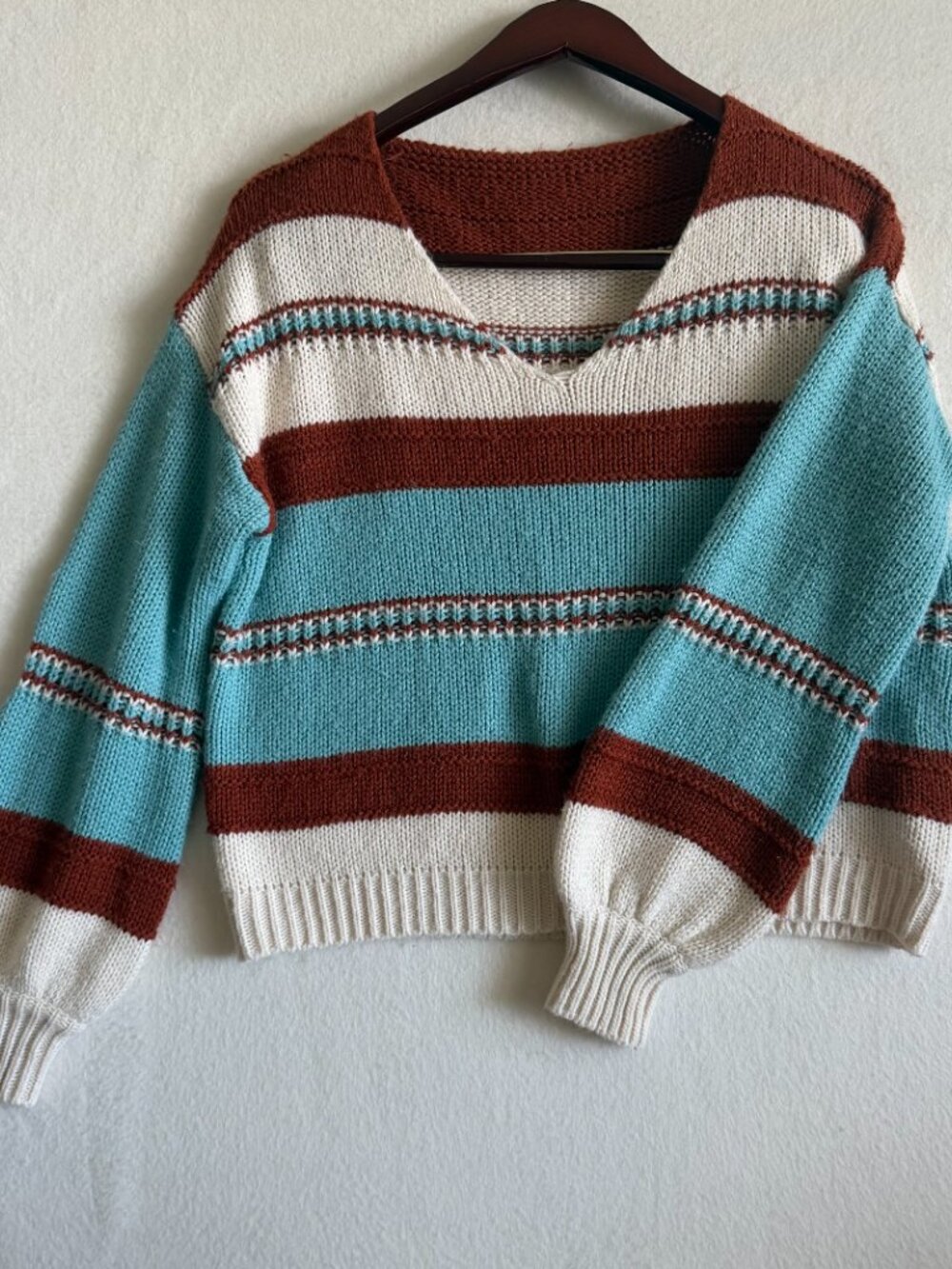 Shein Women's XS Sweater Cropped V-neck Southwest Cowgirl Colors Boho Pullover